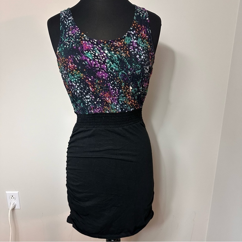Forever21 Ruched Floral Dress in Size Large